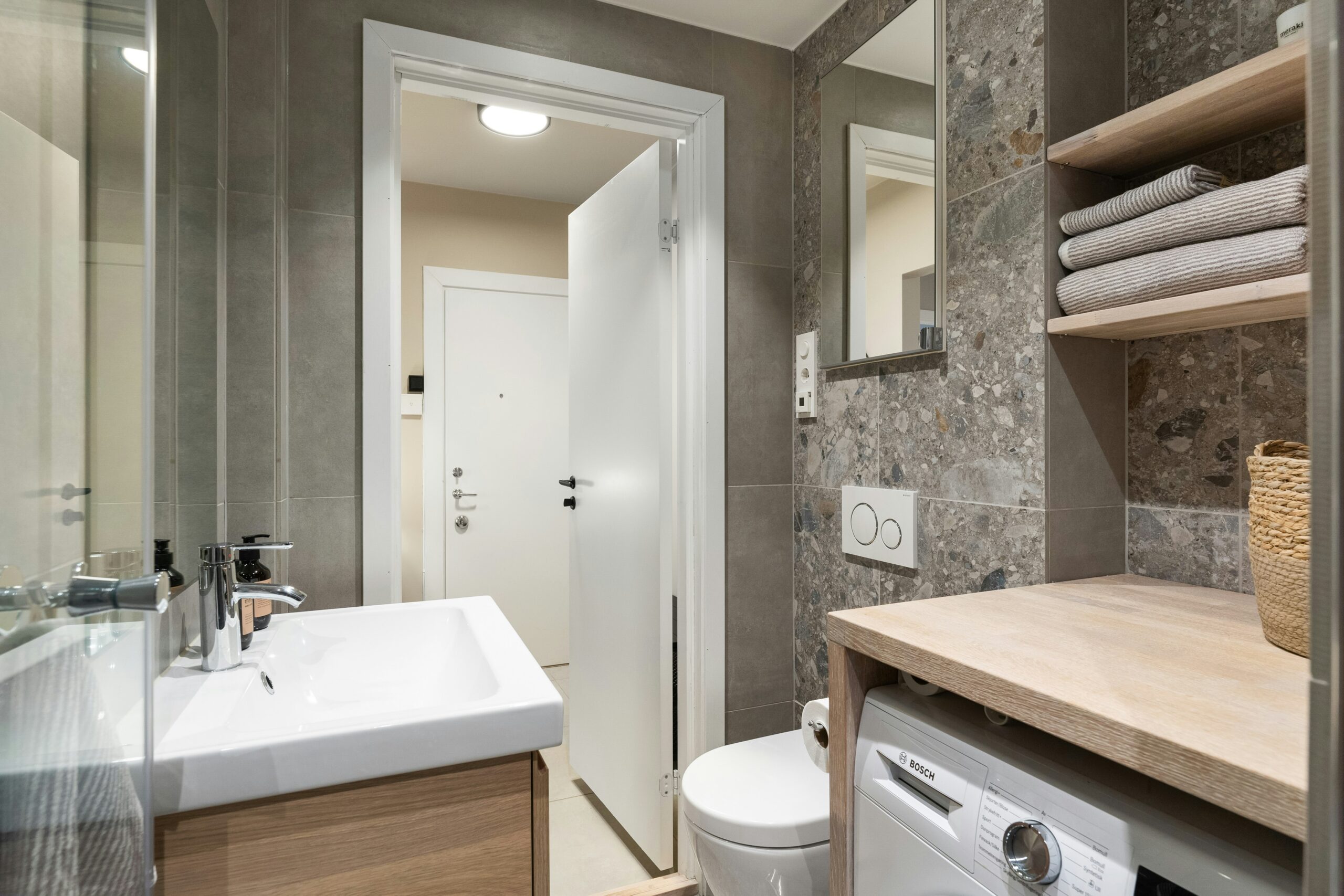 bathroom, clean and sanitized after a deep cleaning